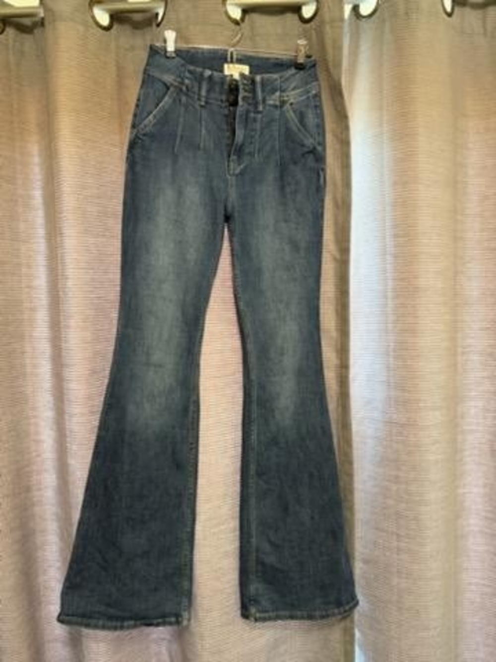 Shyanne Women's Bellflower 27